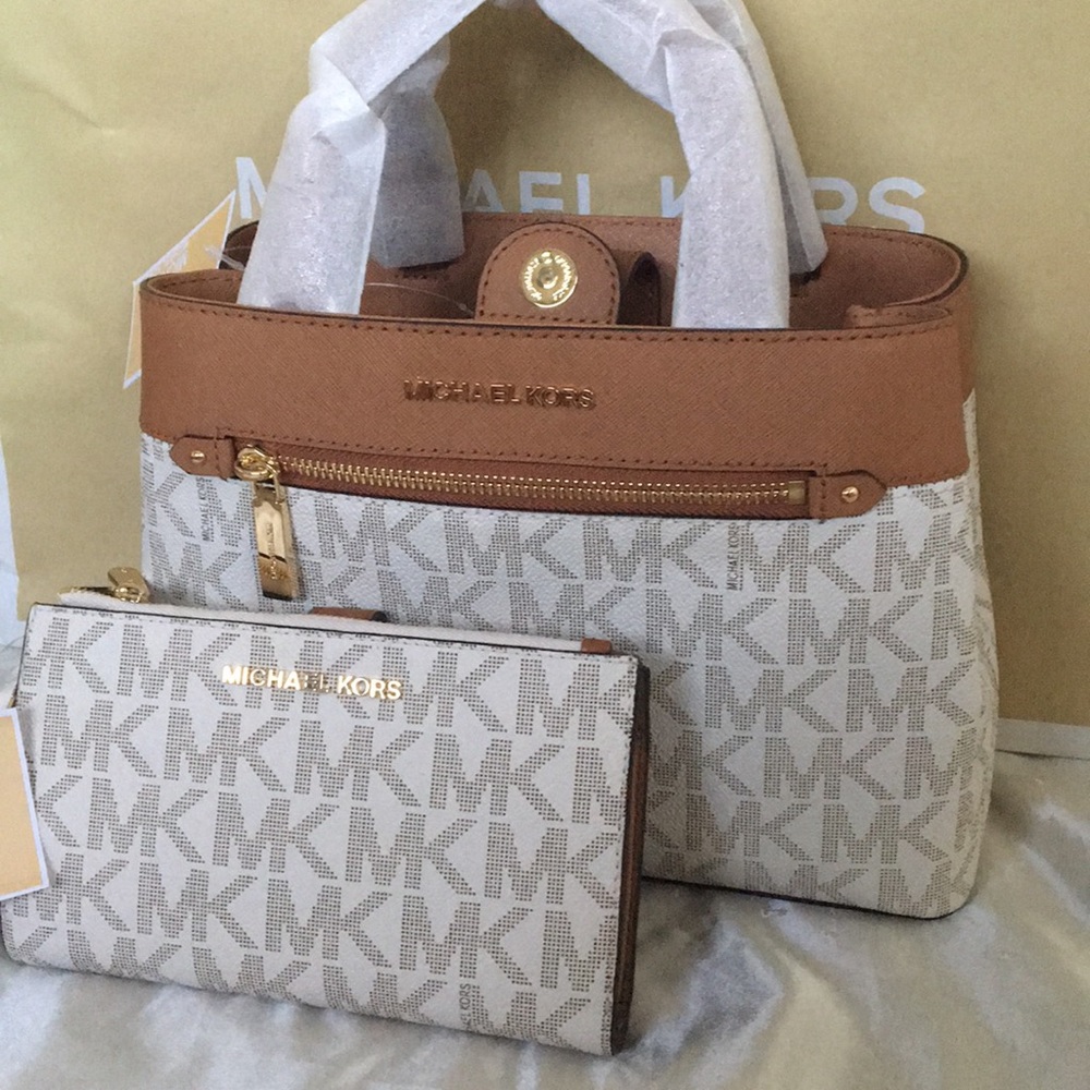 NEW Michael Kors Hailee Satchel & Wallet Set